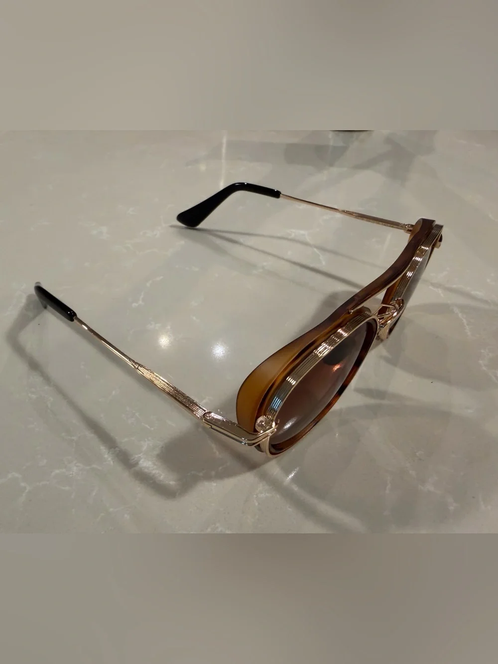 Tortoiseshell Brown Round-frame Sunglasses for Men